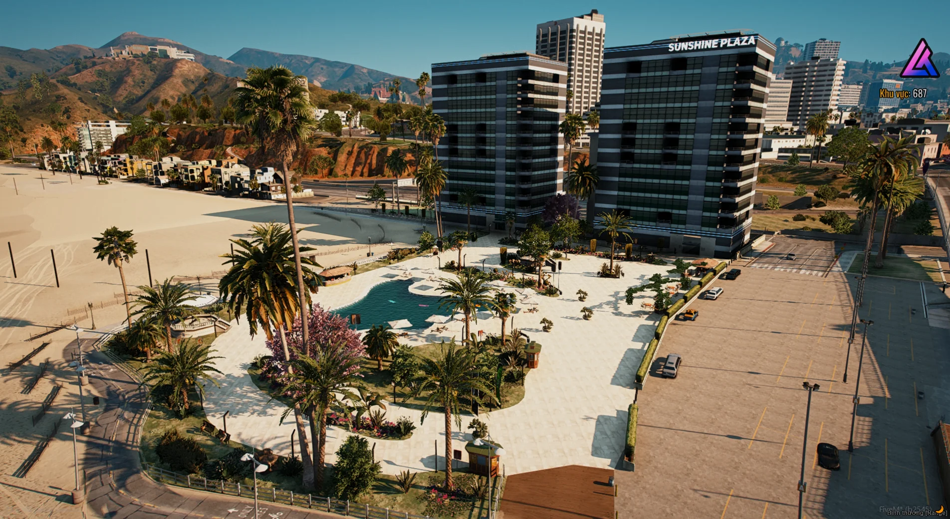 Sunshine Plaza